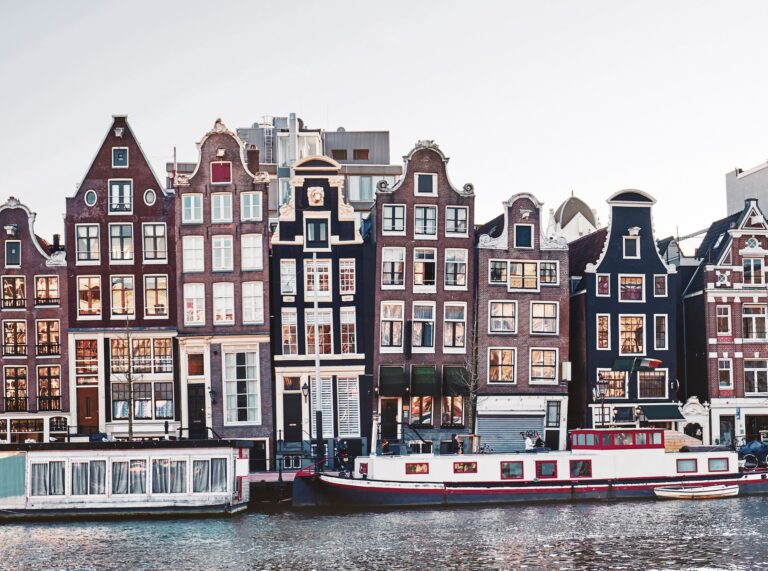 amsterdam-main-data