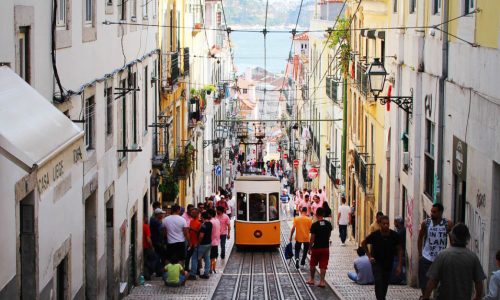 lisbonne-funiculaire-tram-portugal-royal-chill_3